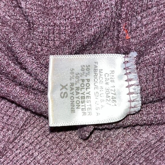 Wildfox "Avoiding Everything" Purple V-Neck Long Sleeve Sweater XS Womens - Picture 8 of 9